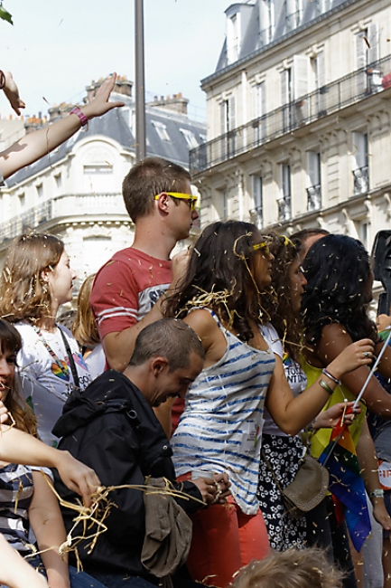 Gay pride Paris JUN13-248